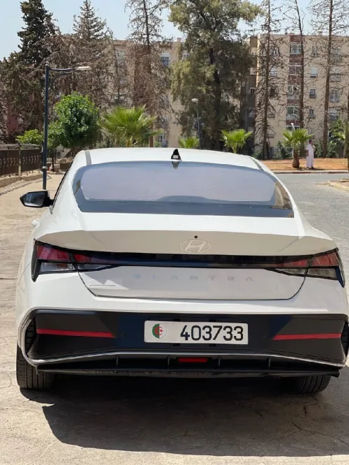 Hyundai ELANTRA 2025 GLX Elite