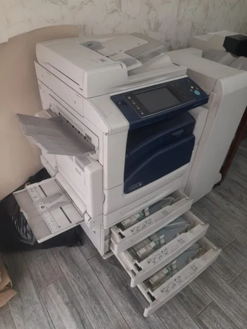 Photocopier XEROX 7535 avec finisseur(Finisher)