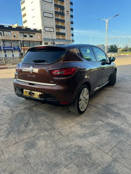 Renault Clio 4 2015 Seventeen