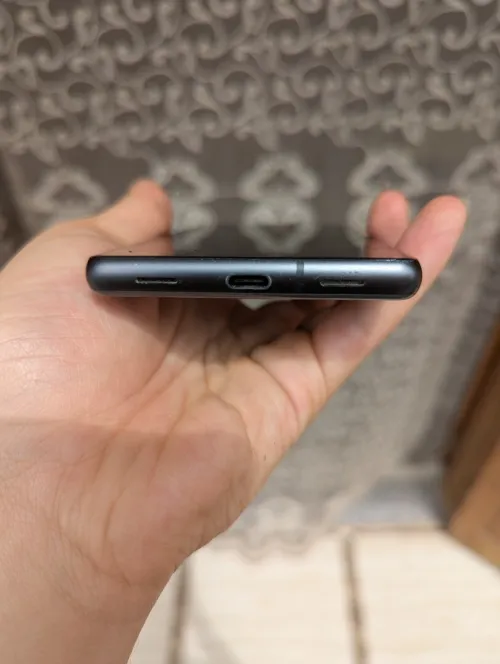 Google Pixel 7a 8/128 1 puce