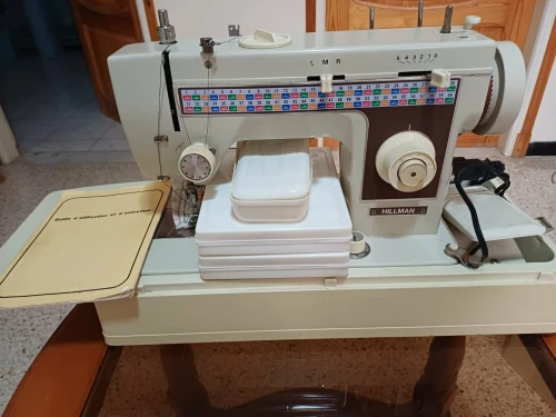 Machine à coudre portative
