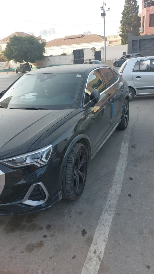 Audi Q3 2022 Q3