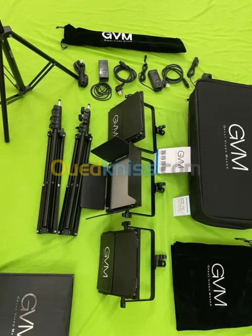 KIT 3 Panneaux LED GVM 480 LS