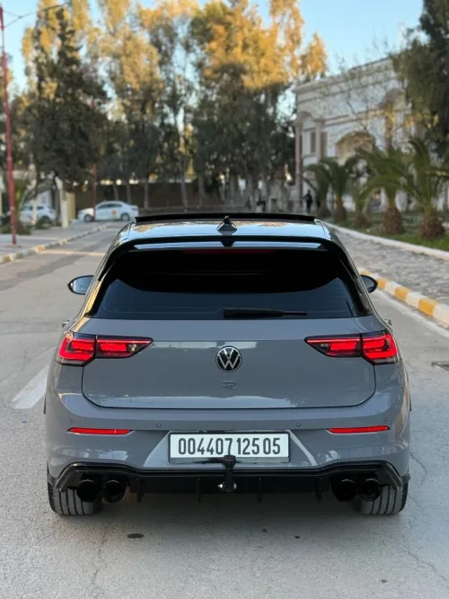 Volkswagen Golf 8 2025 R-Line