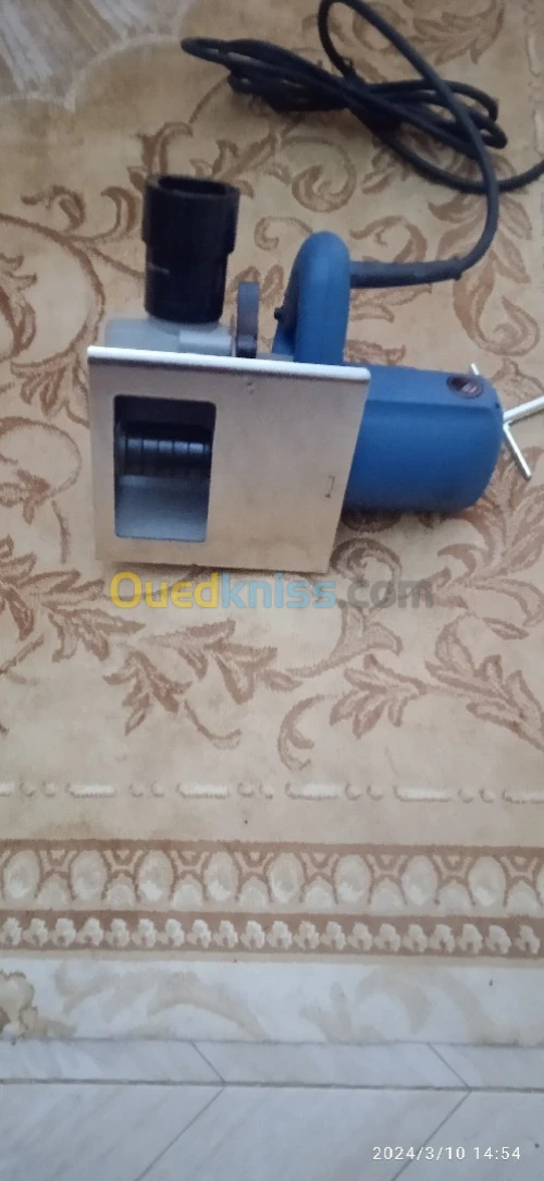 Rainureuse murale 1400w 
