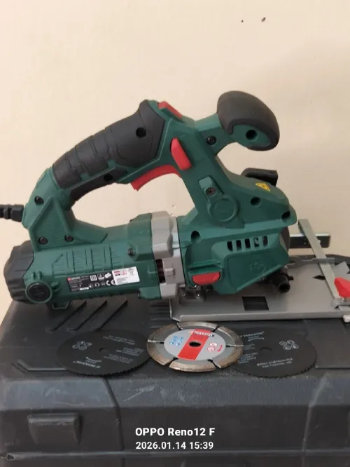 Scie circulaire de précision parkside pts 710 a1 avec 4 disque