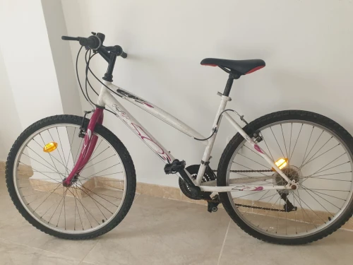 Vélo fille 26 pouces