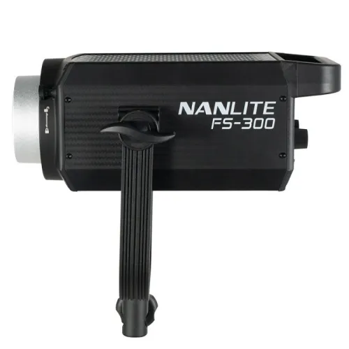 Lumière Continue COB NANGUANG NANLITE FS300