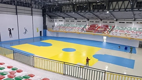 sols salles de sport coloré  en résine acrylique (SYSTEM Economique Et Anti Chocs)