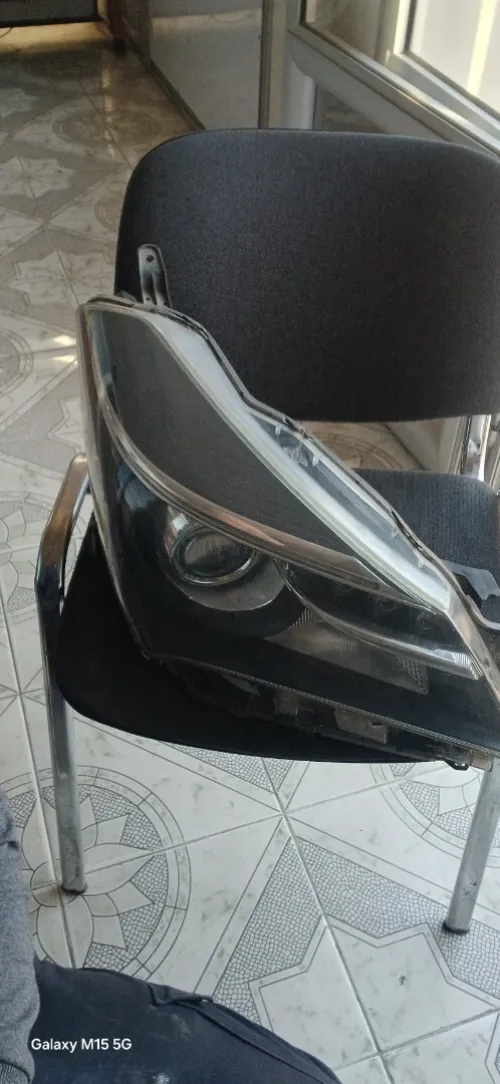 Phare toyota yaris