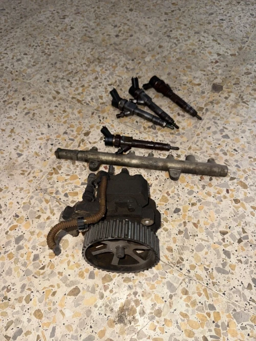 Renault trafic Les injecteurs, la pompe, HP la culasse