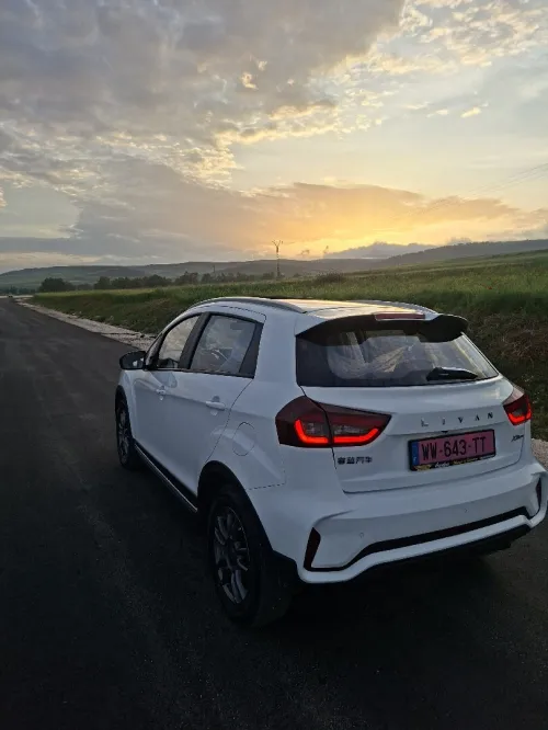 Livan X3 Pro  2025 Automatique (Avec toi ouvrant )