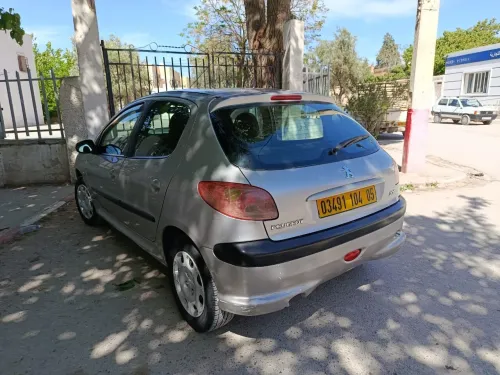 Bugatti 206 2004 فرنسية