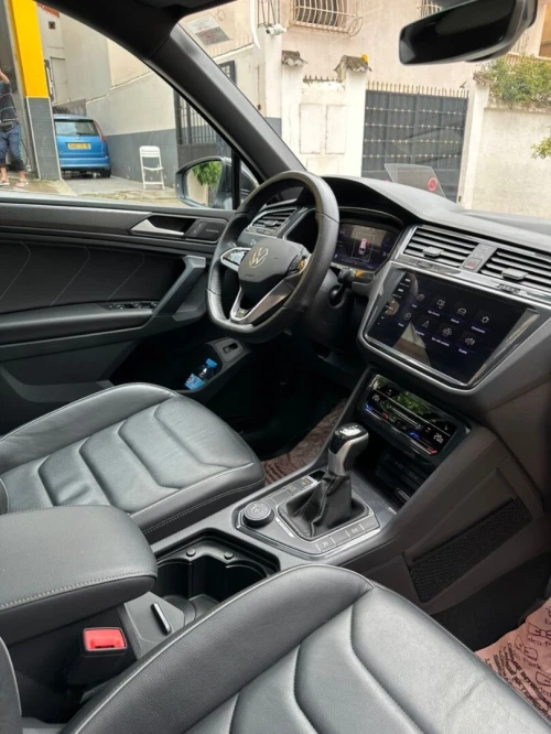 Volkswagen Tiguan 2024 R lien