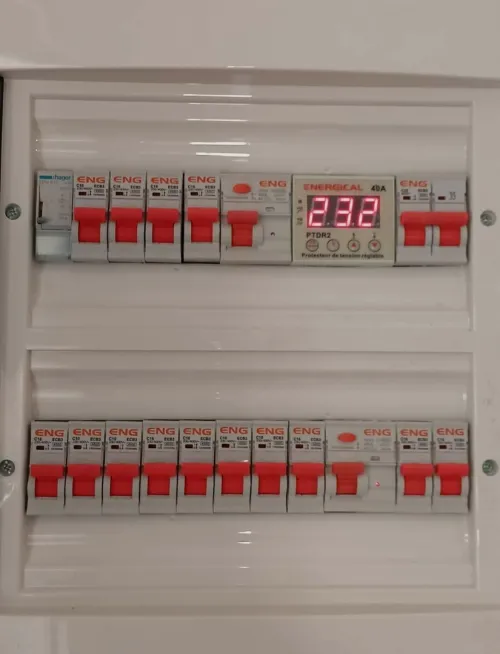 Électricien, كهربائي 