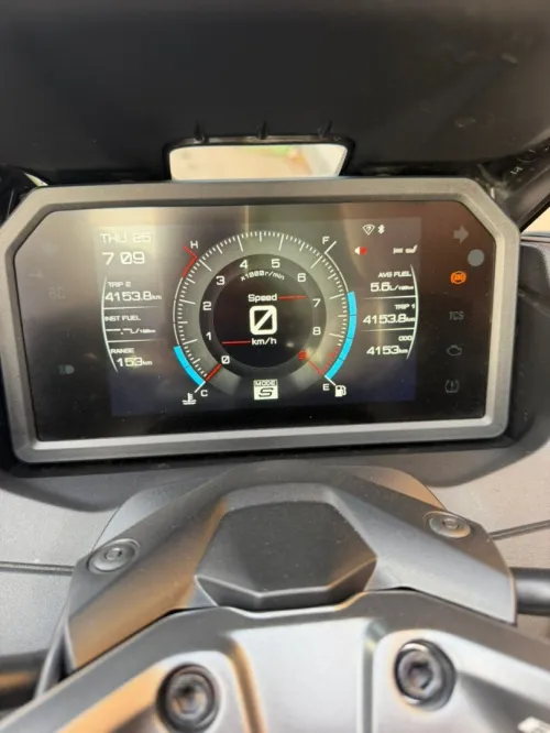 Yamaha Tmax Tech max 560 2025