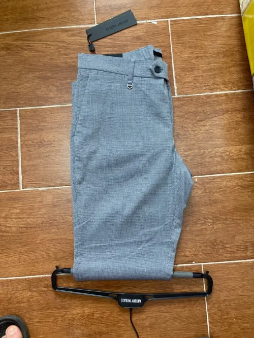 Lot Anthony morato bas Jeans lino en gros