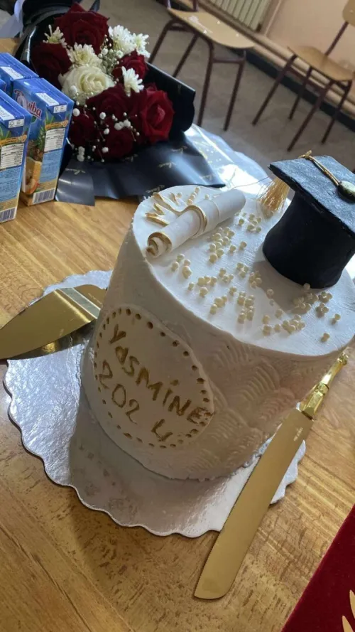 Layer cake