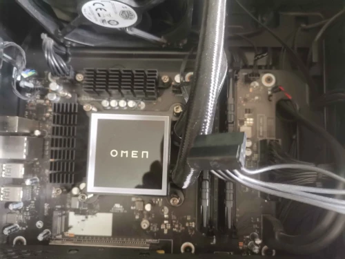 HP Omen 30L Gaming Desktop bon état 
