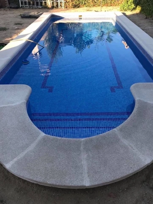 Vente équipement de piscine  وبناء وتجهيز في المسابح