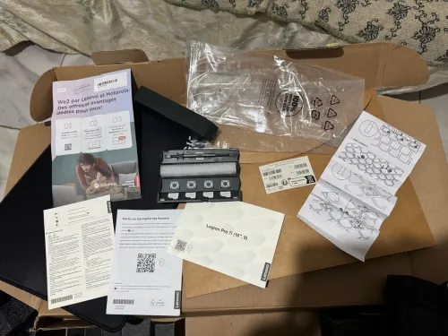 LENOVO LEGION  PRO 7 i