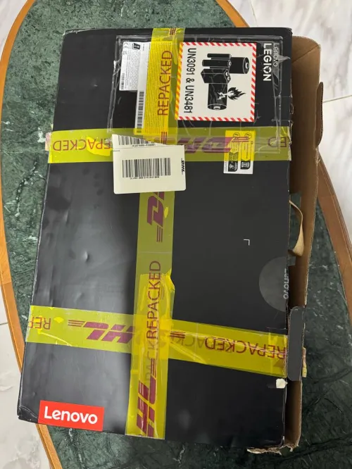 LENOVO LEGION  PRO 7 i