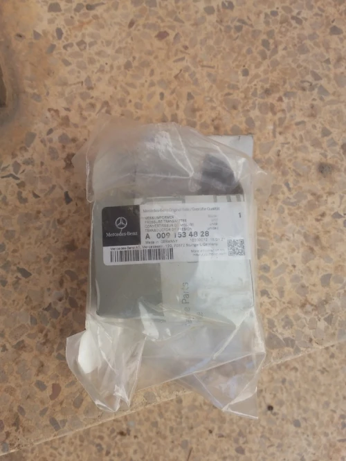 A vendre capteur de pression du turbo Mercedes A45 AMG 