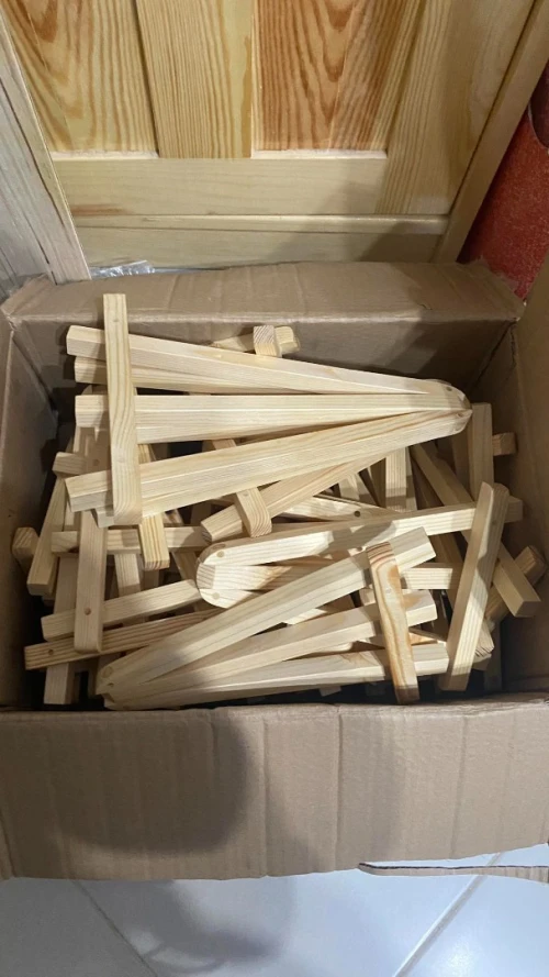 Mini chevalets trépied en bois حوامل خشبية ثلاثية الأرجل