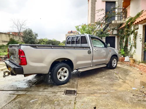Toyota Hilux 2016 LEGEND SC 4x2