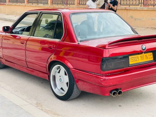 BMW Série 3 1987 