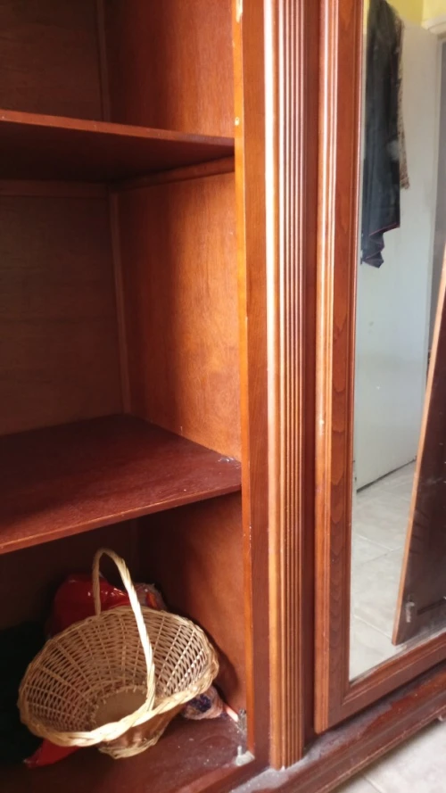 ARMOIRE EN BOIS HETRE - STYLE LOUIS PHILIPPE - sur Boumerdes