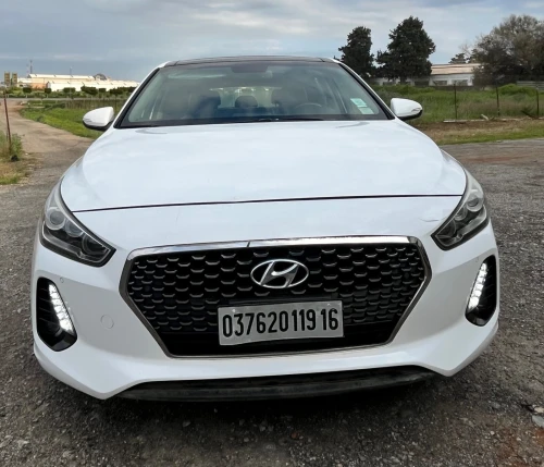 Hyundai i30 2019 Toute options