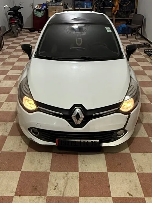 Renault Clio 4 2014 Exception