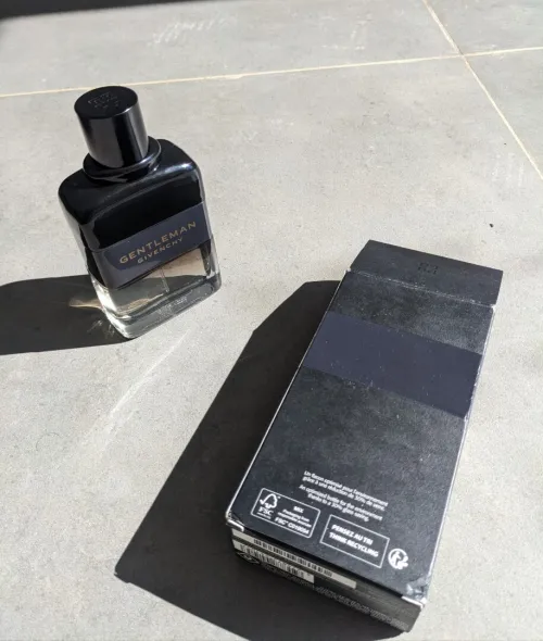 Givenchy gentleman Boisée 