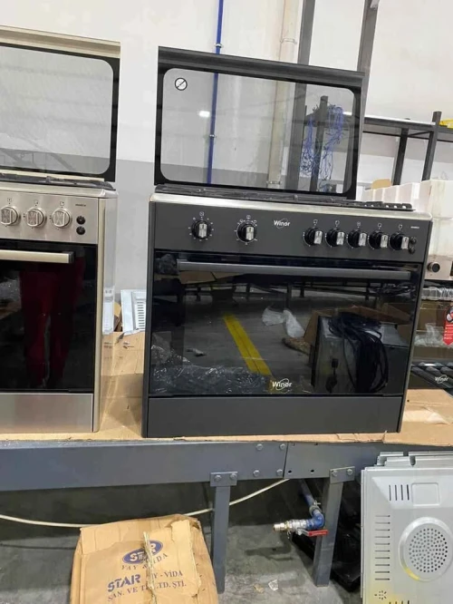 Cuisinière Winor  5 feux  ventilé 90cm Noir / Inox 
