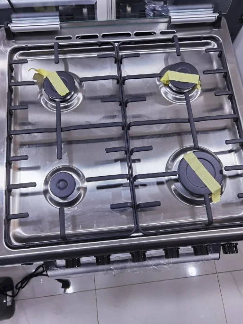 Cuisinière condor  4 feux ventilé inox revoilà 