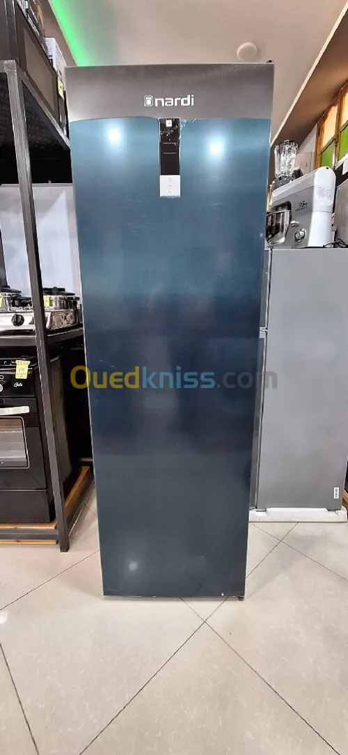 Congélateur vertical 7 tiroirs 288 litre nofrost 