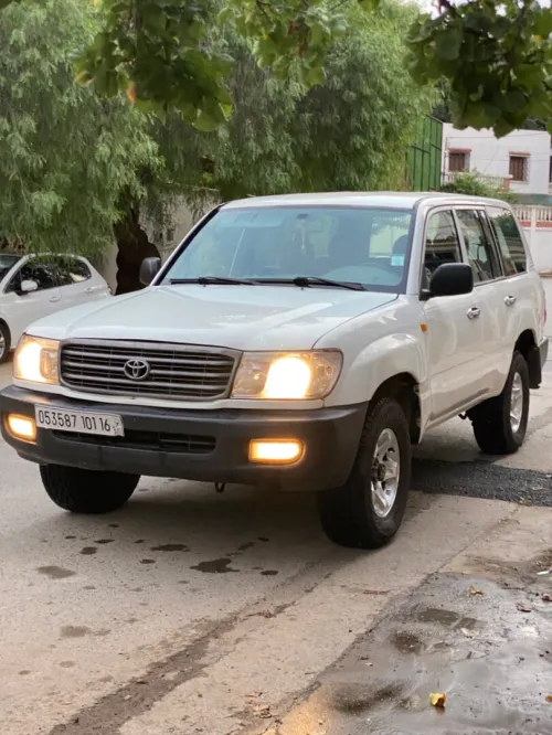 Toyota Land Cruiser 2001 Land Cruiser