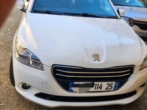 Peugeot 301 2014 Allure
