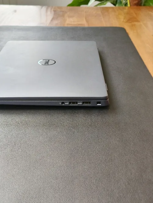 Laptop DELL LATITUDE 7450 14" ( Intel Core Ultra 7 165U / 32 GB RAM / 512GB NVMe SSD )