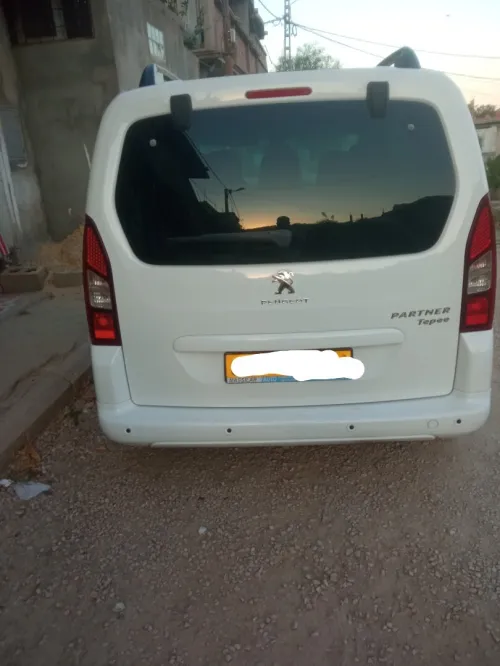 Peugeot Partner 2017 Tepee