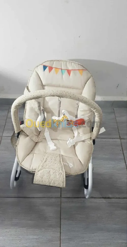  un transat pour bébé Safety 1st Koala original venu cabas comme neuf 