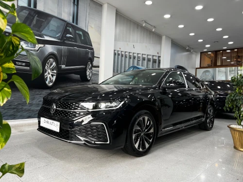 Volkswagen Passat 2025 PRO