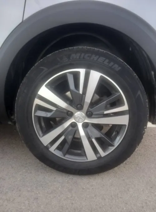 Peugeot 5008 2025 GT