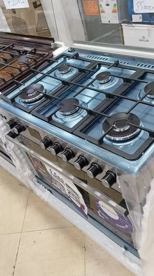 Promotion cuisinière ARTHUR MARTIN 6 feux gaz electrique double ventilateur