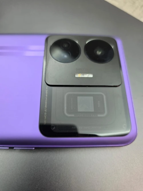 REALME GT3 240W 12Go+4 / 256Go