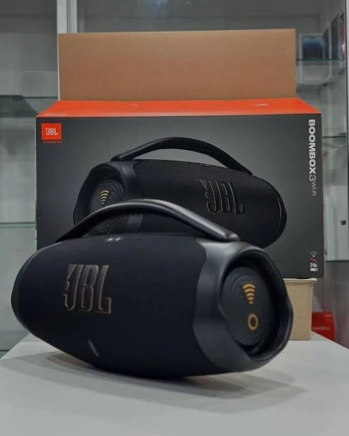 Boombox 3 wifi neuf jamais utilisé 