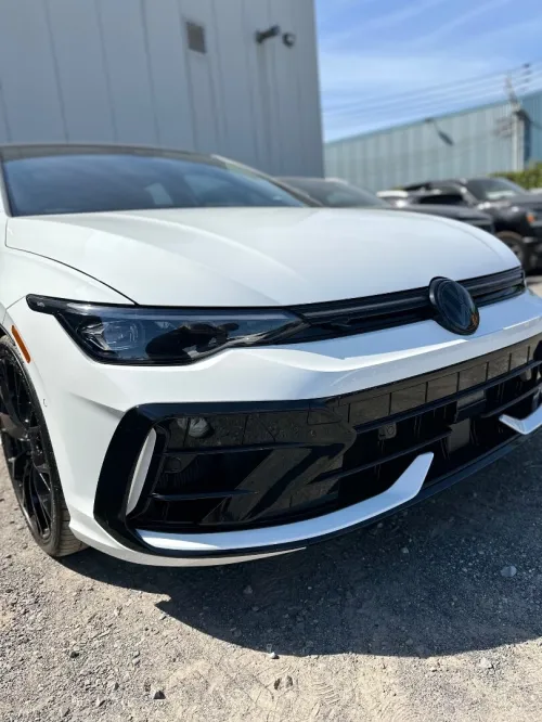Volkswagen Golf R 2026 Black edition
