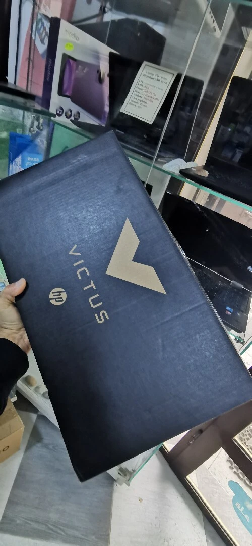 HP VICTUS
