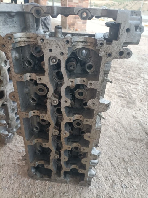 Piece mercedes 651